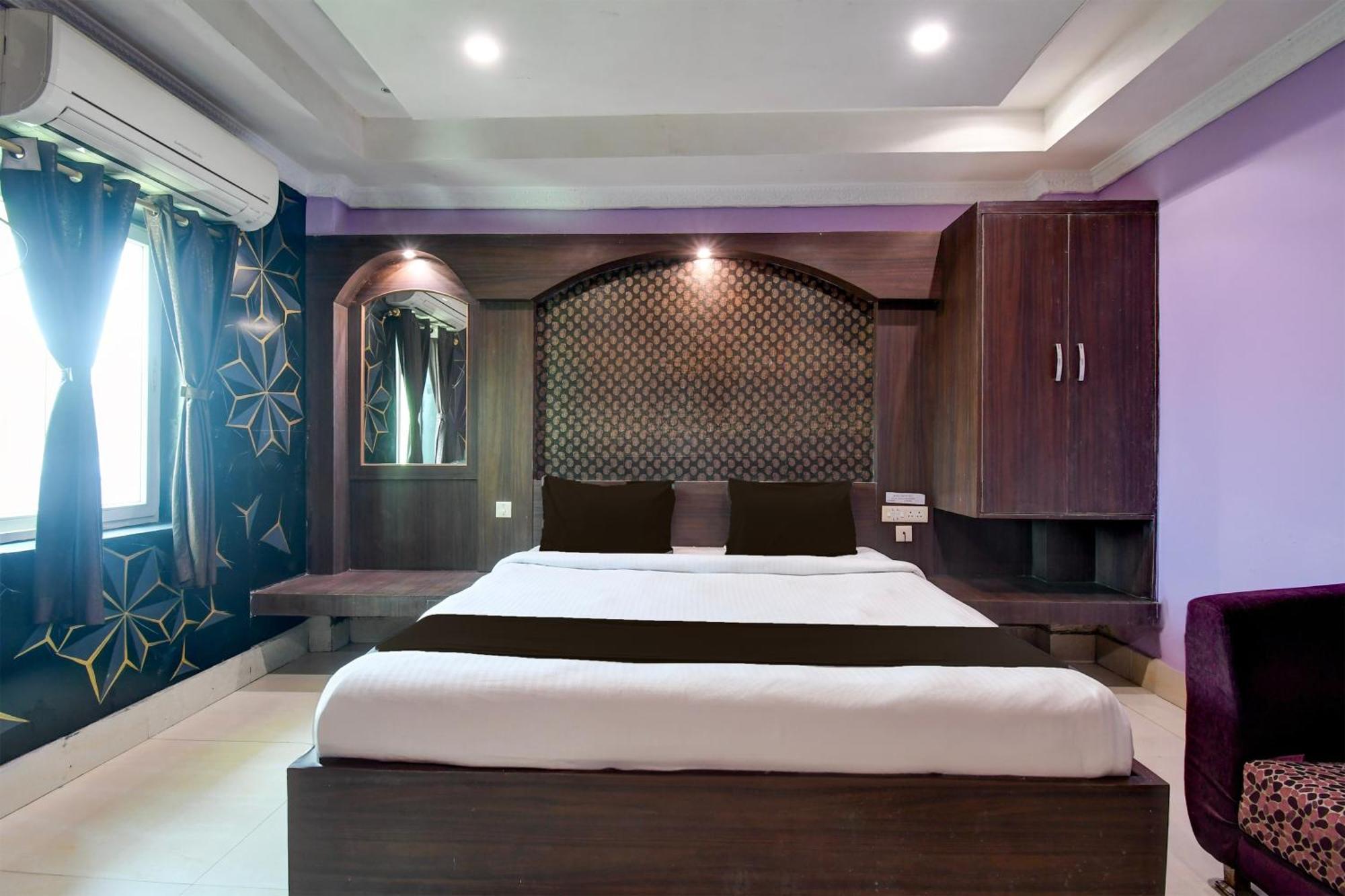Hotel O Blue Royal Bhubaneswar Eksteriør billede