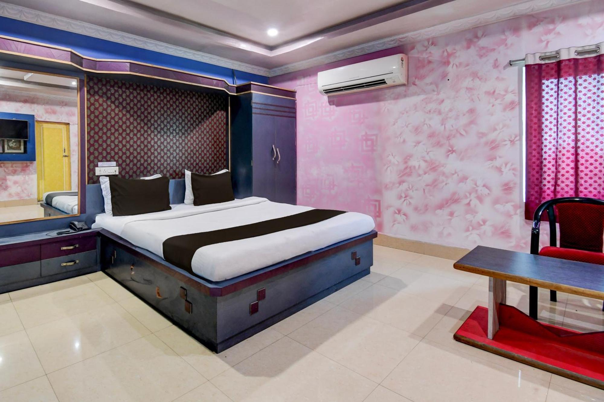 Hotel O Blue Royal Bhubaneswar Eksteriør billede