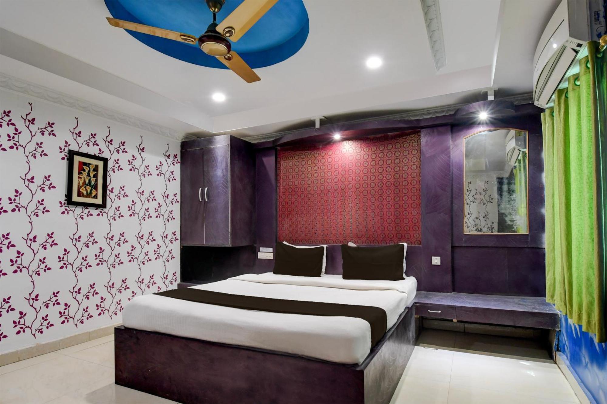 Hotel O Blue Royal Bhubaneswar Eksteriør billede