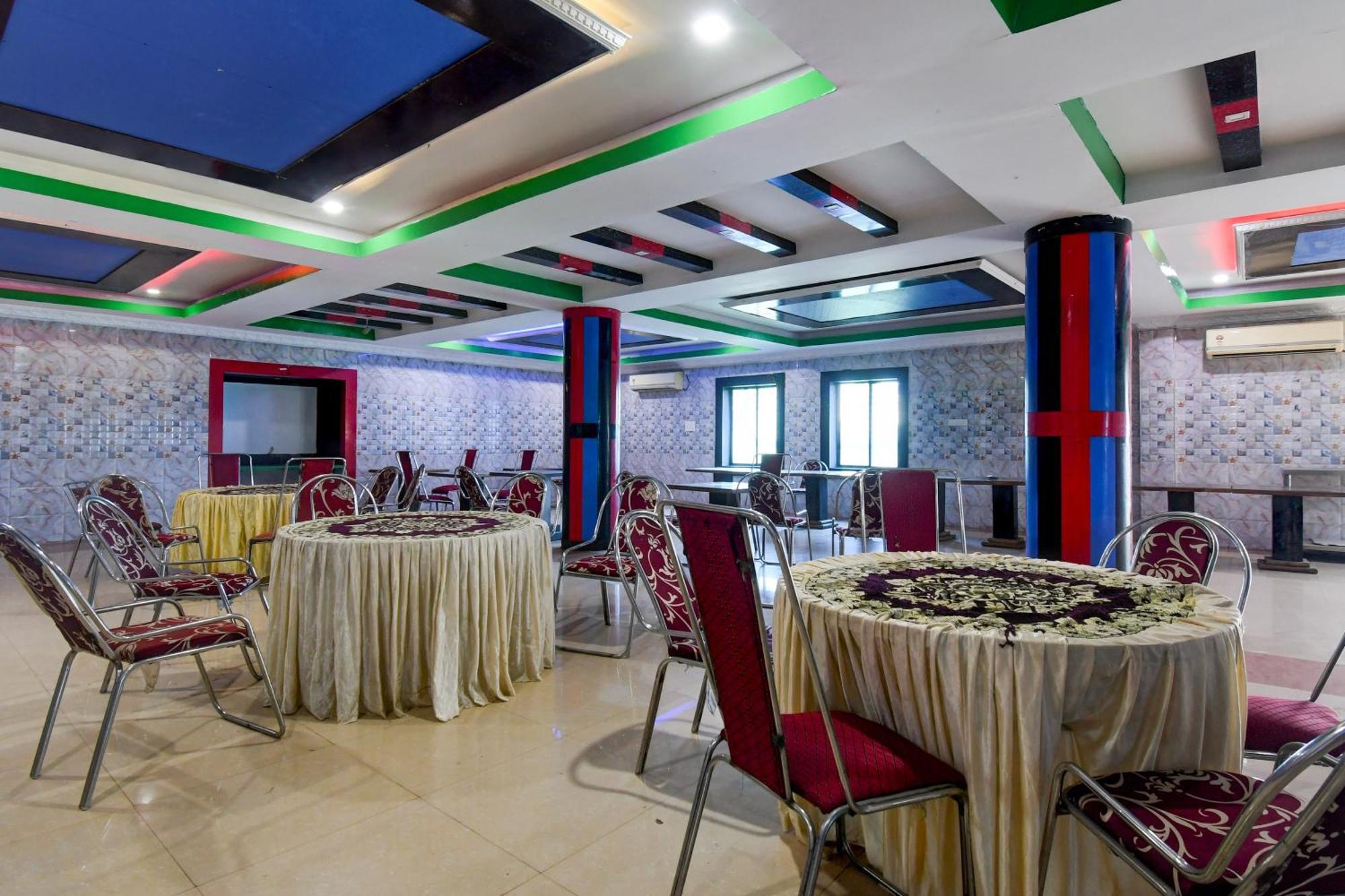 Hotel O Blue Royal Bhubaneswar Eksteriør billede