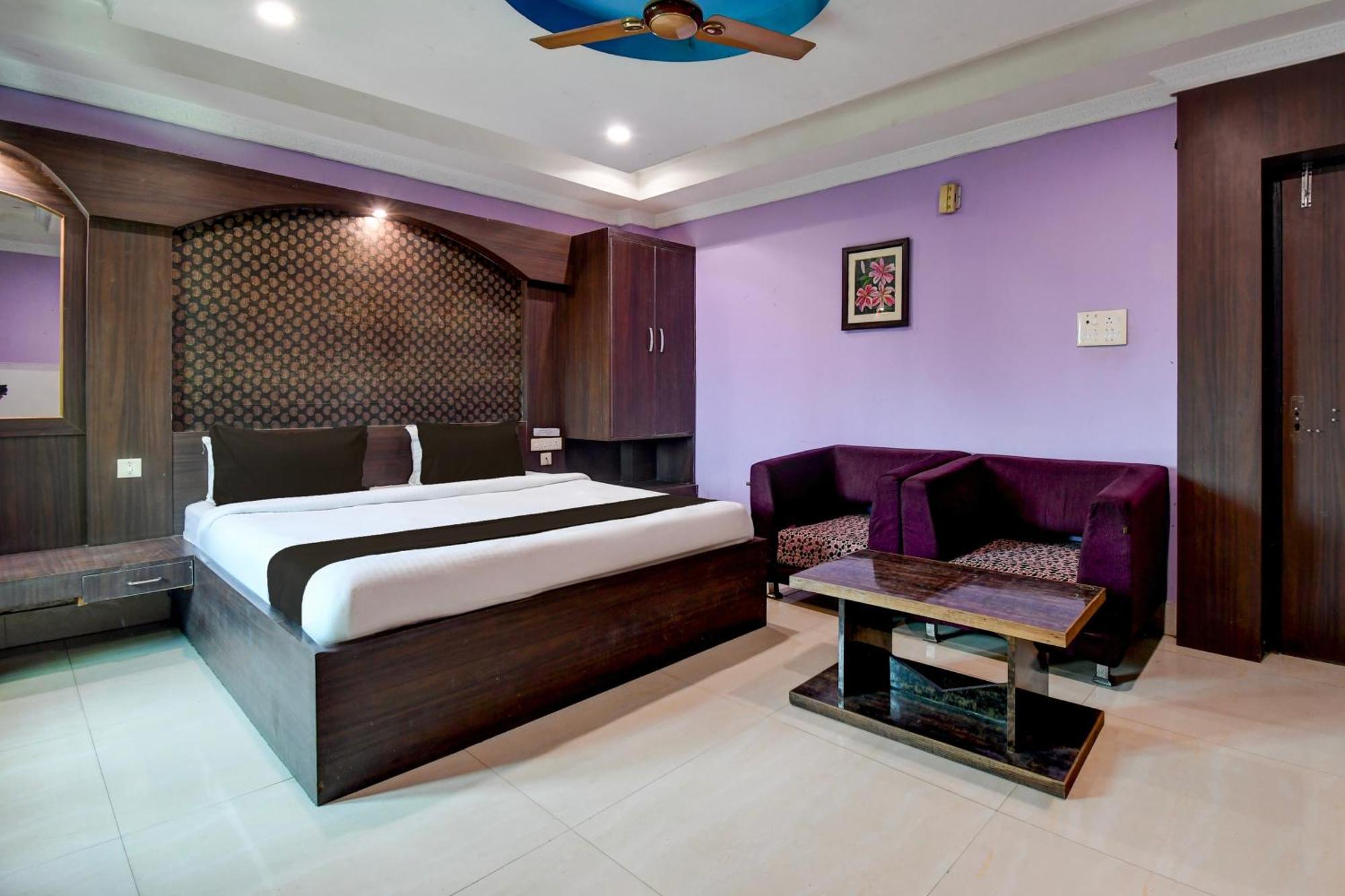 Hotel O Blue Royal Bhubaneswar Eksteriør billede